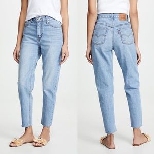 LEVI’S | Raw Hem Mom Jeans
